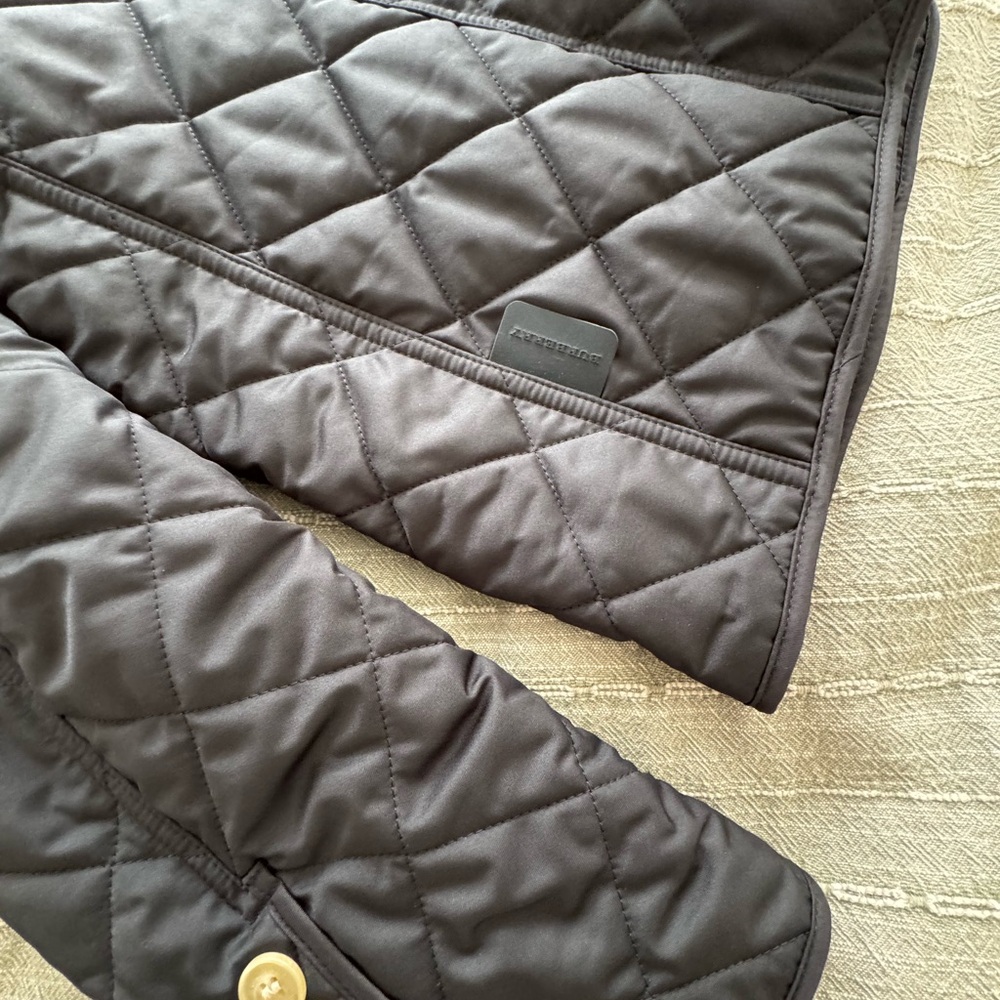 Burberry Black Quilted Women's Jacket - Picture 6 of 6